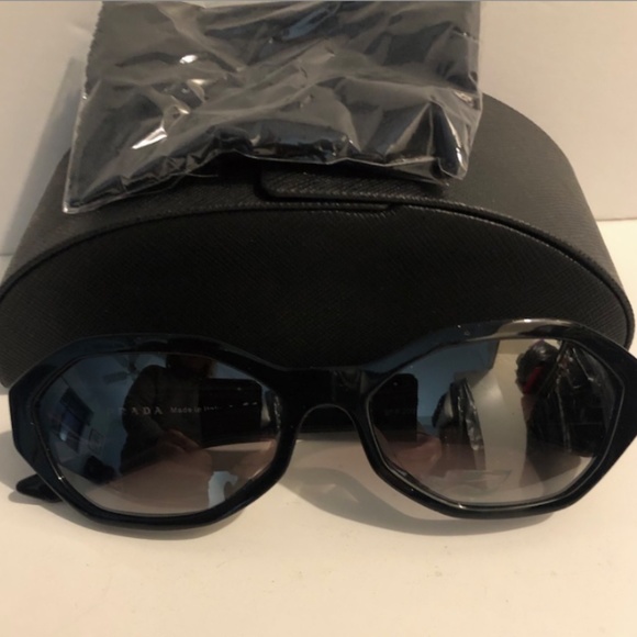 PRADA Sunglasses, PR 20VS 56 MILLENIALS main image 10